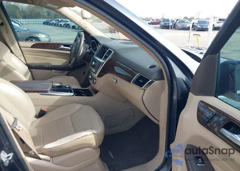 2013 Mercedes-Benz Ml 350 z USA, uszkodzony, nr VIN 4JGDA5JB8DA169223